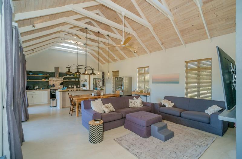 3 Bedroom Property for Sale in Lake Michelle Western Cape
